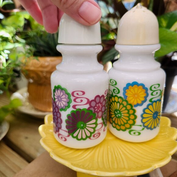 Vintage 1960's Avon Milk Glass Shakers with Colorful Mod Floral Pattern - Picture 2 of 11